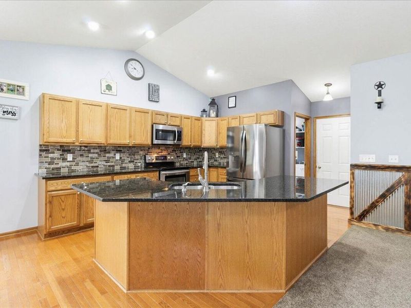 32000 N Middlesworth Road, West Mansfield, OH 43358 Photo 16