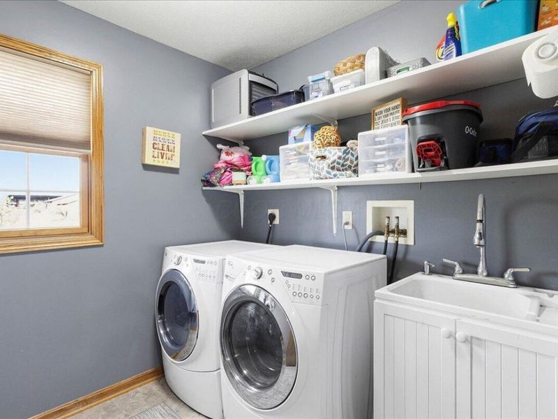 32000 N Middlesworth Road, West Mansfield, OH 43358 Photo 24