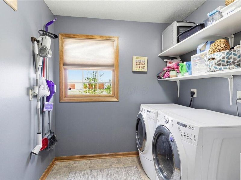 32000 N Middlesworth Road, West Mansfield, OH 43358 Photo 25