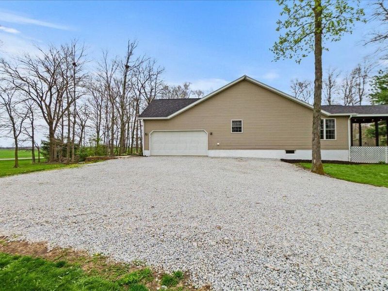 32000 N Middlesworth Road, West Mansfield, OH 43358 Photo 5