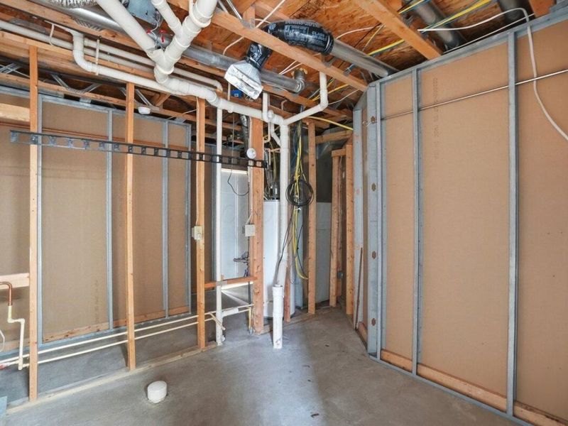 343 Oak Village Drive, Columbus, OH 43207 Photo 40