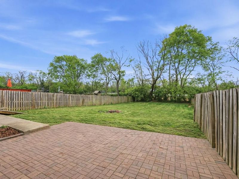 343 Oak Village Drive, Columbus, OH 43207 Photo 43