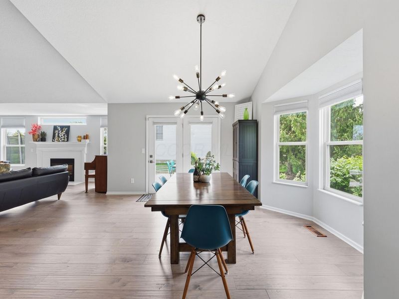 6239 Pirthshire Street, Dublin, OH 43016 Photo 13