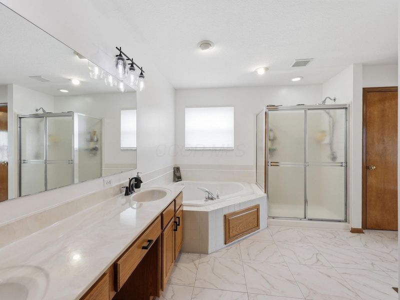 6239 Pirthshire Street, Dublin, OH 43016 Photo 22