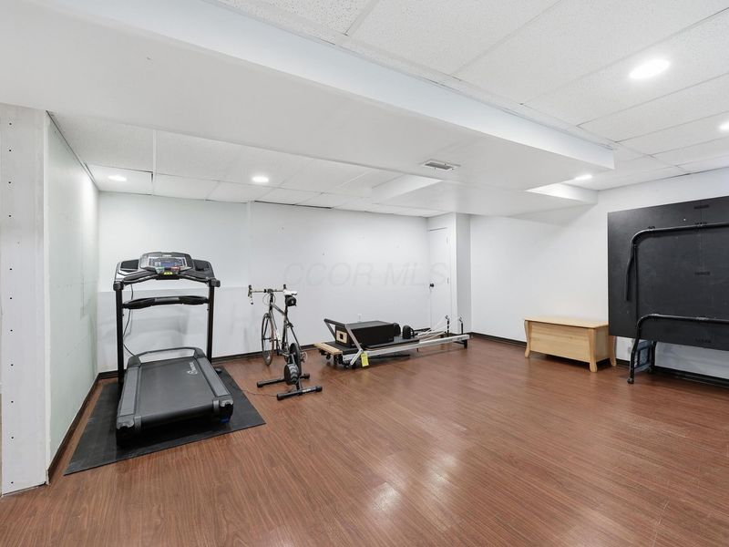 6239 Pirthshire Street, Dublin, OH 43016 Photo 33