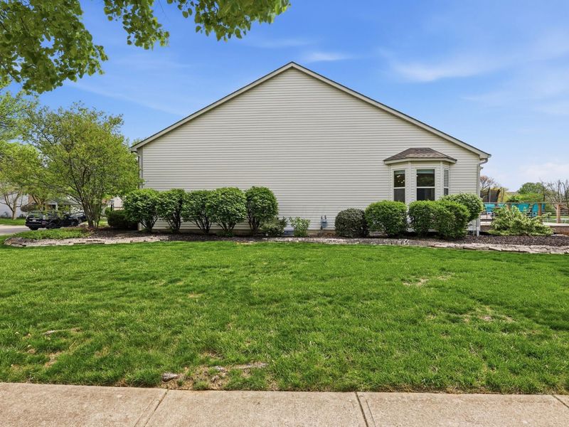 6239 Pirthshire Street, Dublin, OH 43016 Photo 38