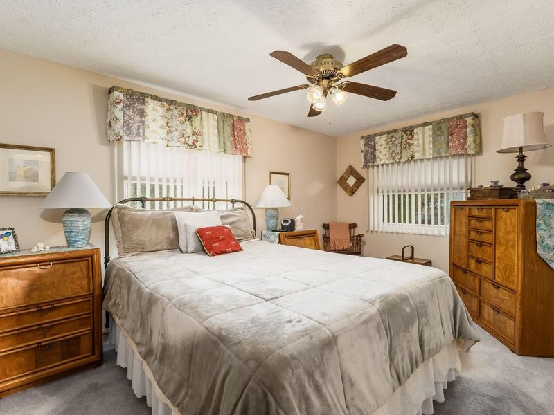 708 Cherry Hollow Road, Unit # A, Columbus, OH 43228 Photo 20