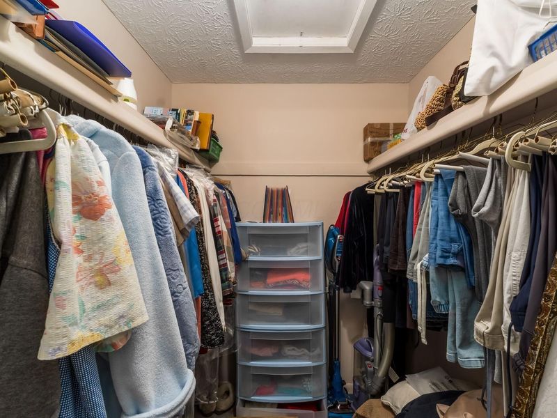 708 Cherry Hollow Road, Unit # A, Columbus, OH 43228 Photo 23