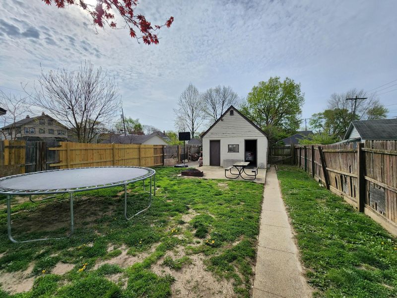 2739 Sutton Avenue , Columbus, OH 43204 Photo 3