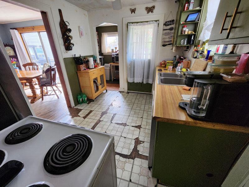 2739 Sutton Avenue , Columbus, OH 43204 Photo 4