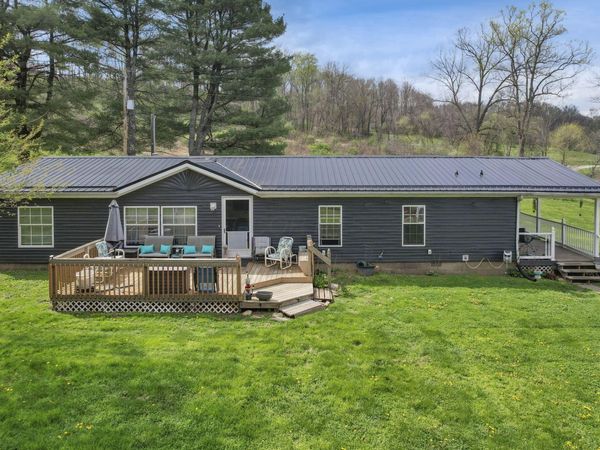 8405 Friendship Drive , New Concord, OH 43762