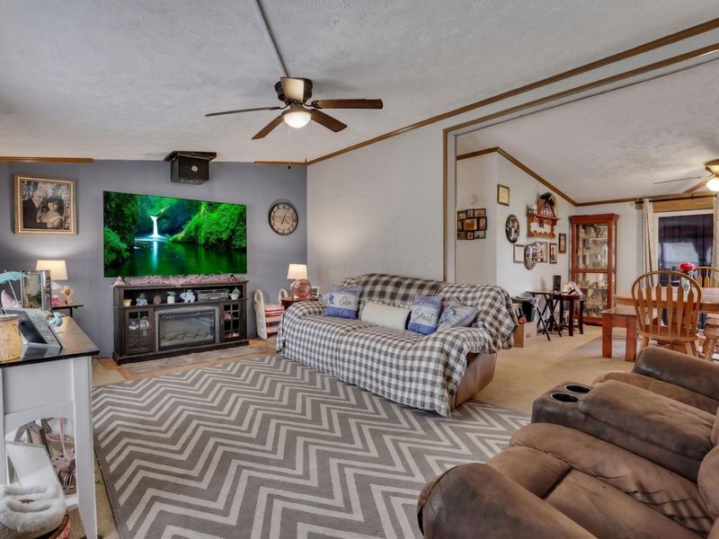 8405 Friendship Drive, New Concord, OH 43762 Photo 11