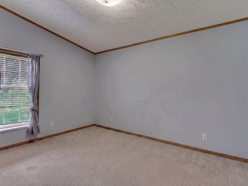 8405 Friendship Drive, New Concord, OH 43762 Photo 34