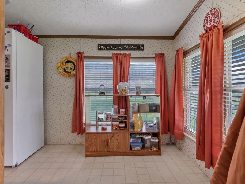 8405 Friendship Drive, New Concord, OH 43762 Photo 38