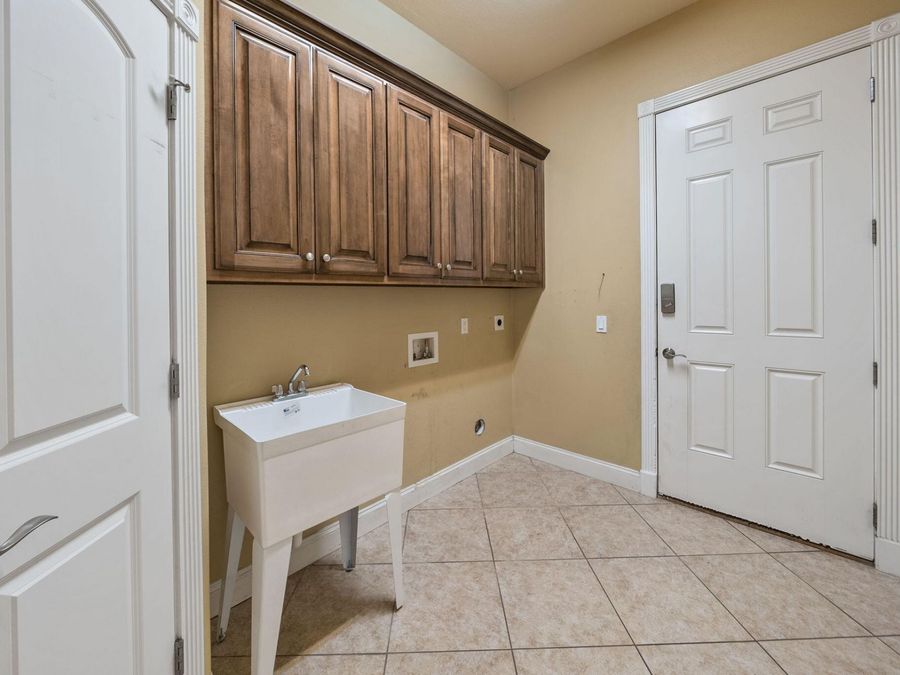 Property Image 54