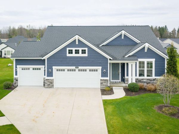 13987 Phoenix Place, Holland, MI 49424