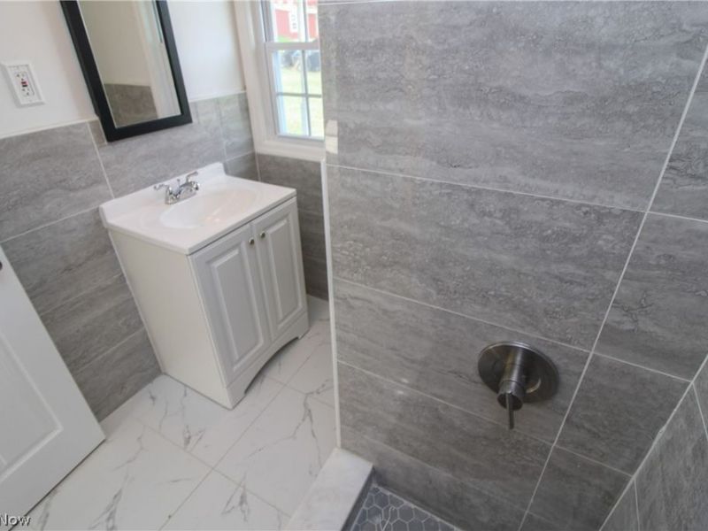 43 Washington Street, East Palestine, OH 44413 Photo 12