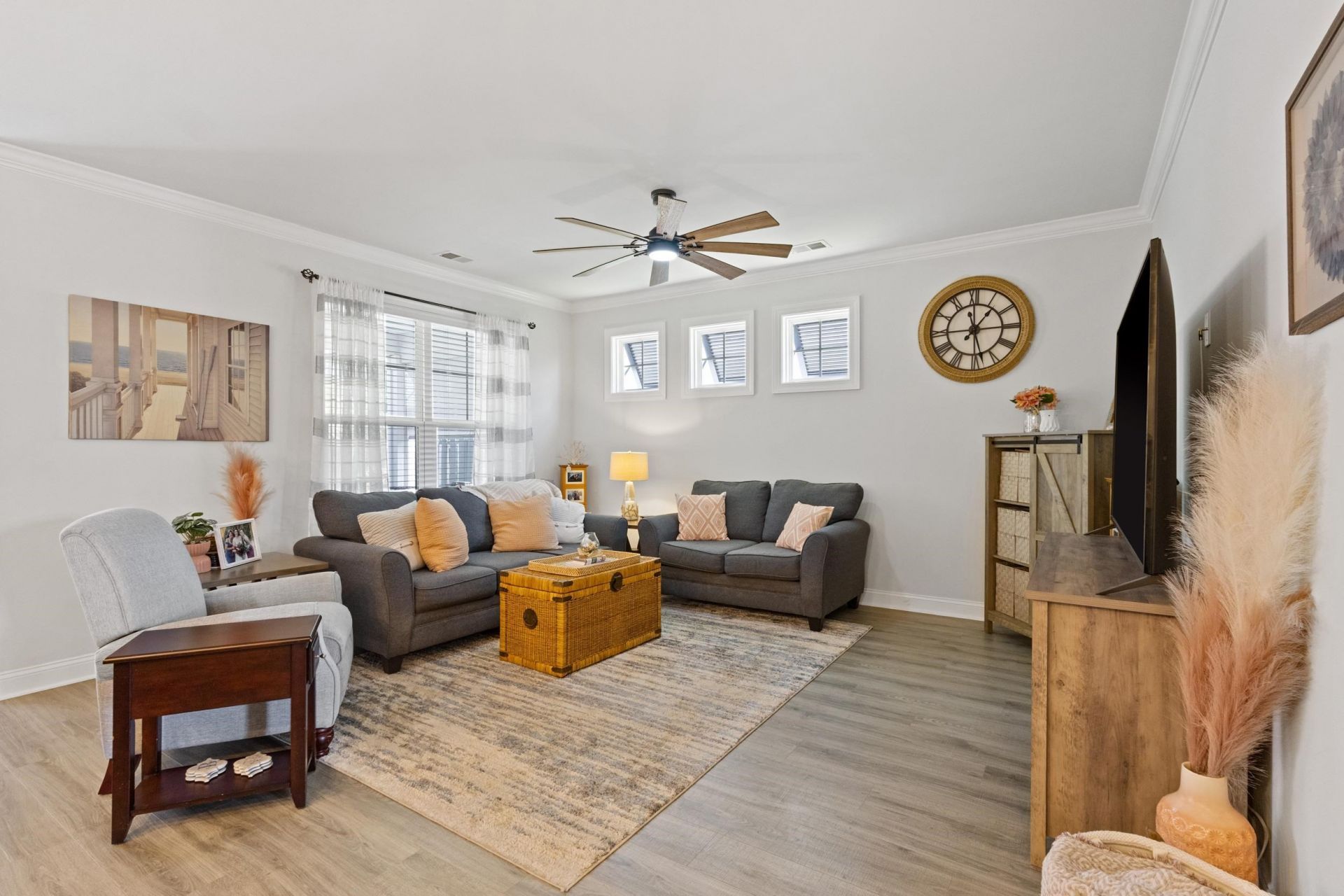 1832 Zodiac Court Photo 10