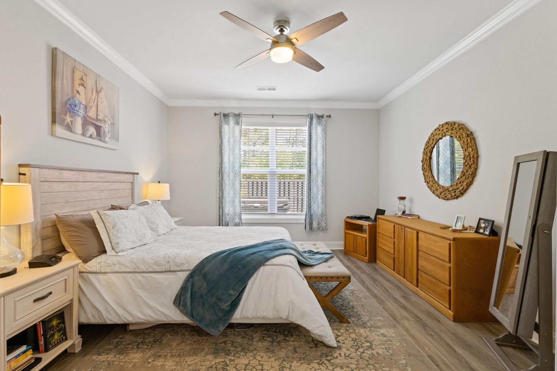 1832 Zodiac Court Photo 17