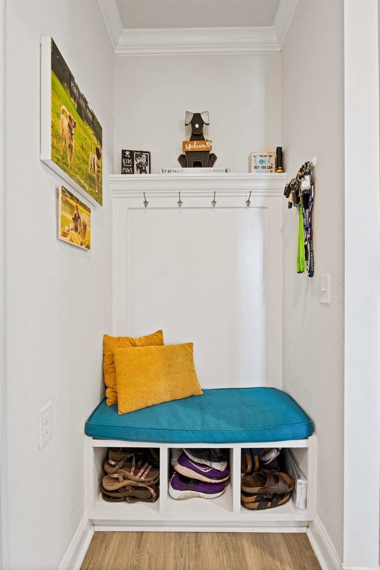 1832 Zodiac Court Photo 21