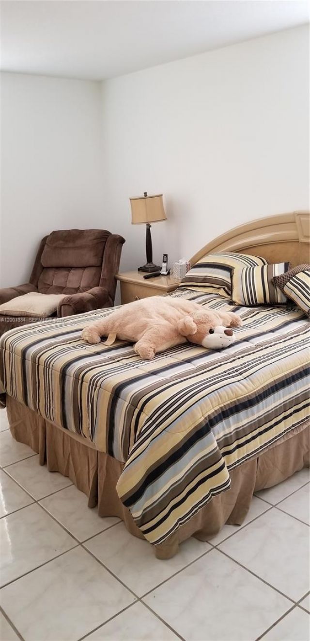 14201 N Kendall Dr, Unit 212-D, Miami, FL 33186 Photo