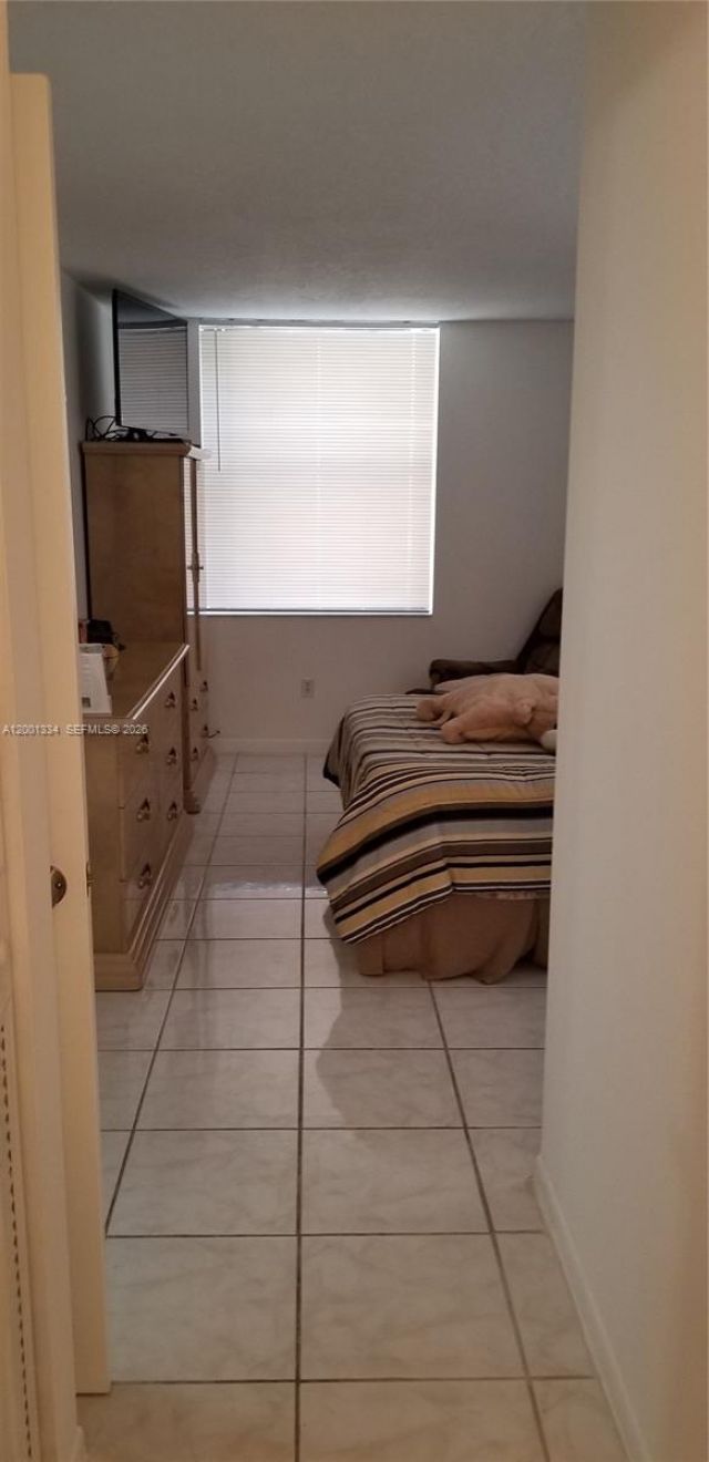 14201 N Kendall Dr, Unit 212-D, Miami, FL 33186 Photo