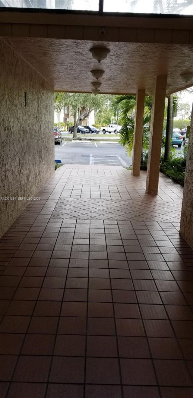 14201 N Kendall Dr, Unit 212-D, Miami, FL 33186 Photo