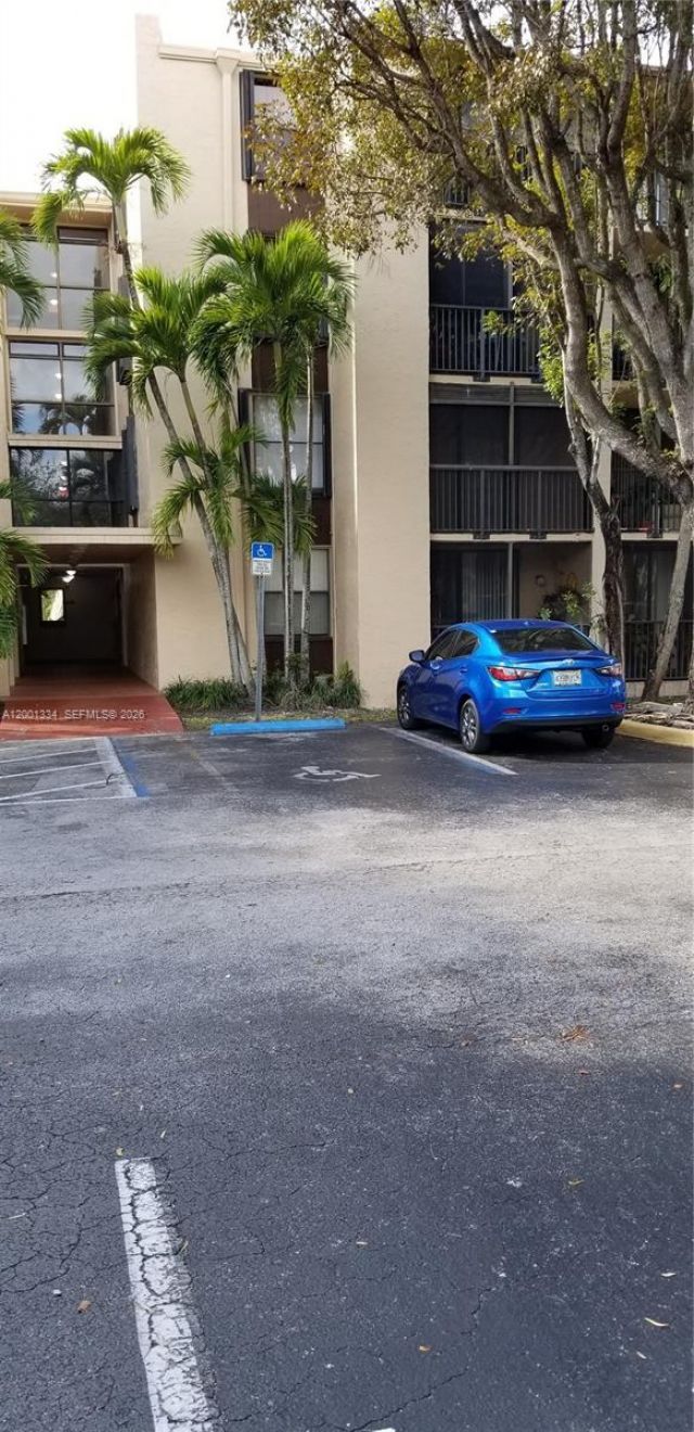 14201 N Kendall Dr, Unit 212-D, Miami, FL 33186 Photo