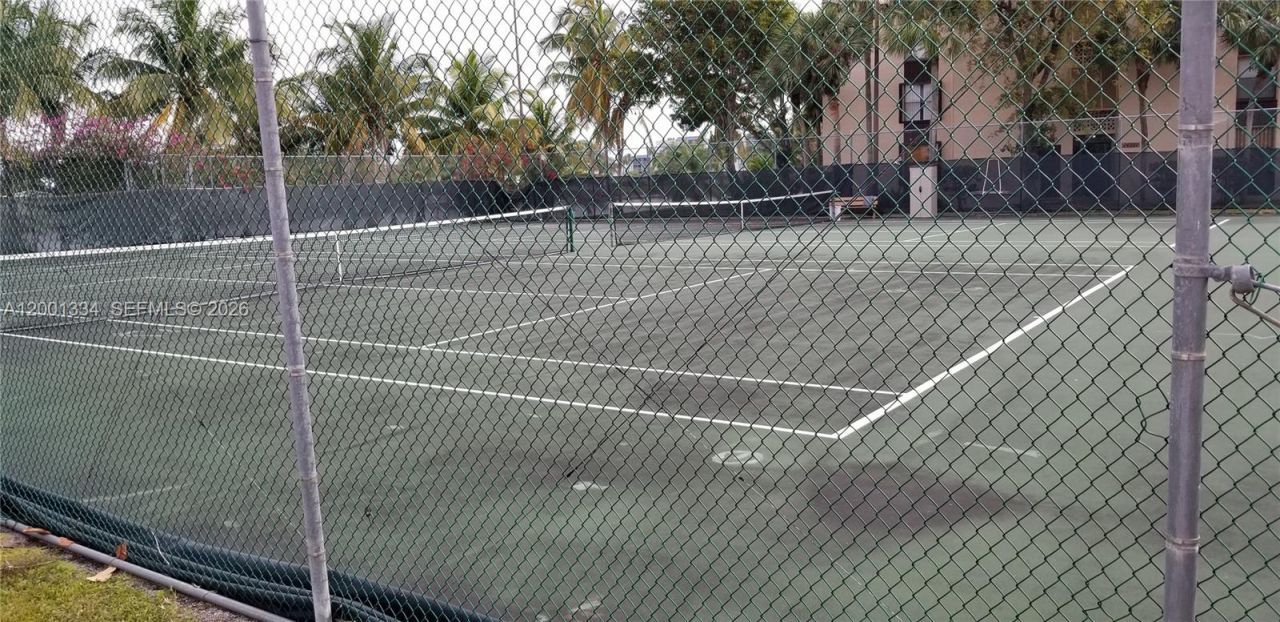 14201 N Kendall Dr, Unit 212-D, Miami, FL 33186 Photo