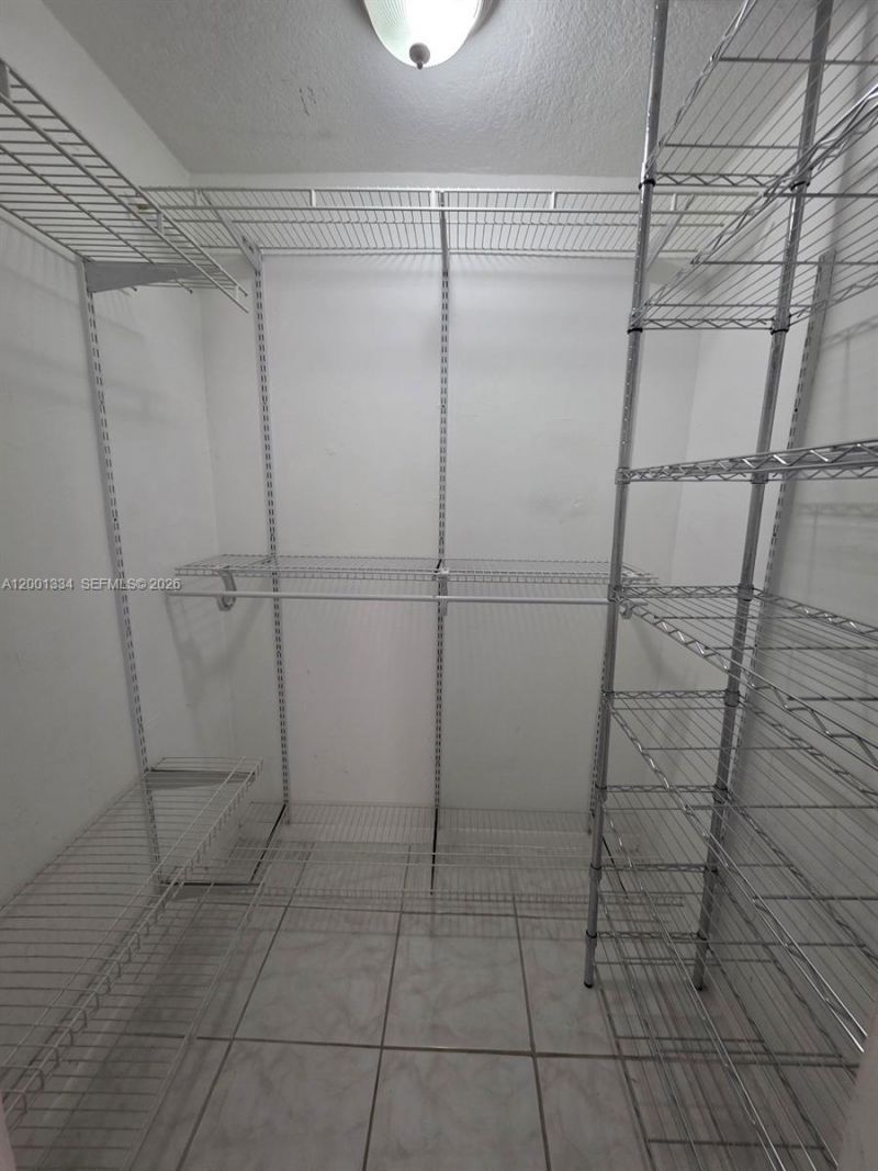 14201 N Kendall Dr, Unit 212-D, Miami, FL 33186 Photo
