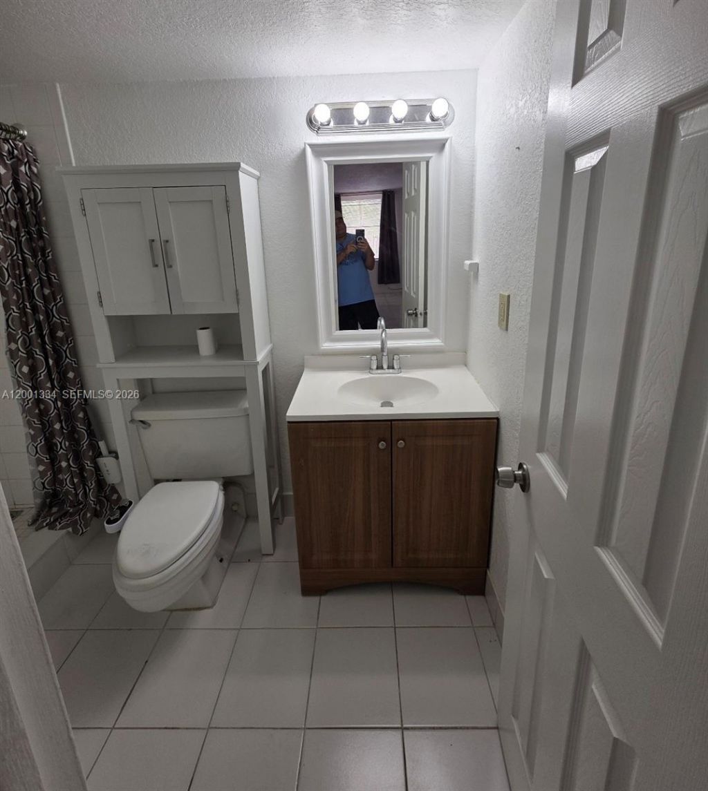 14201 N Kendall Dr, Unit 212-D, Miami, FL 33186 Photo