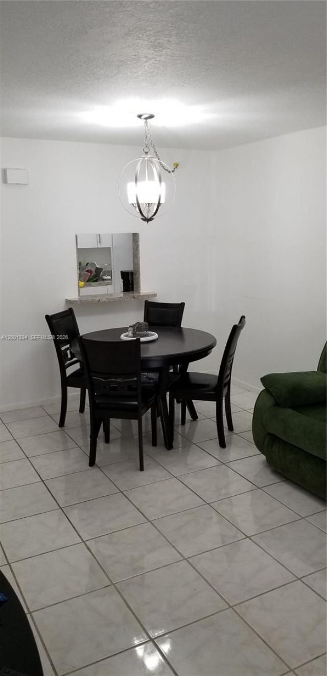 14201 N Kendall Dr, Unit 212-D, Miami, FL 33186 Photo
