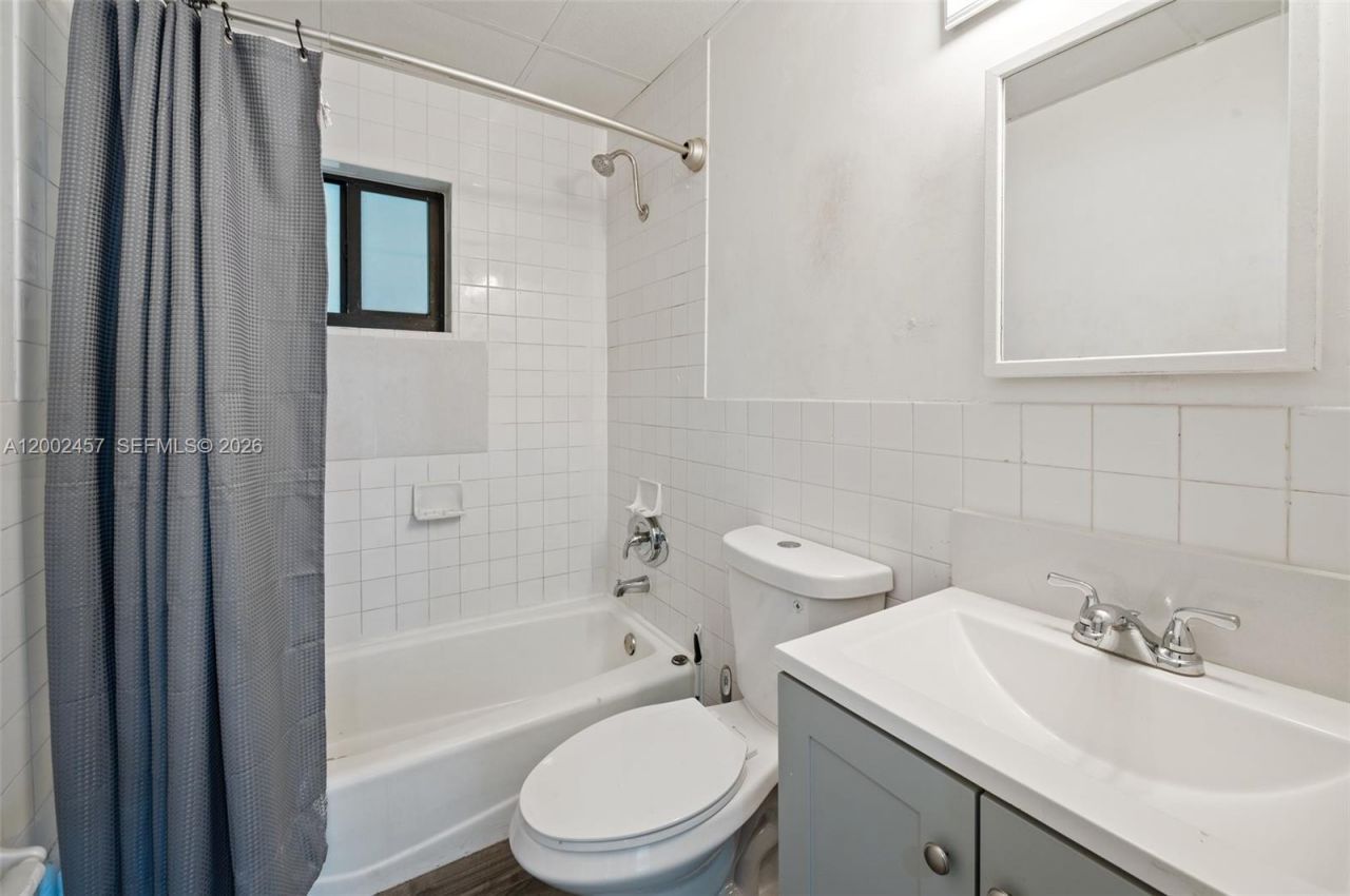 2410 Jackson St, Hollywood, FL 33020 Photo