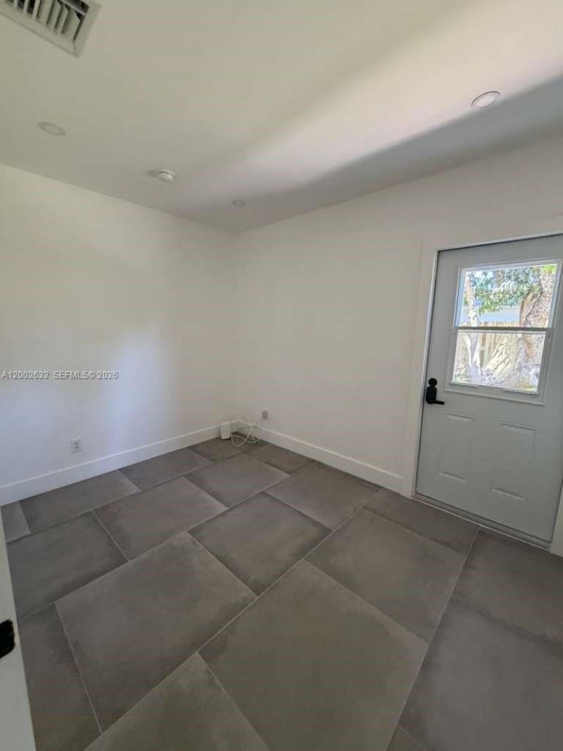 14240 S Biscayne River Rd, Unit 2, Miami, FL 33161 Photo