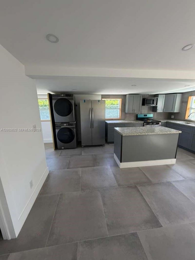 14240 S Biscayne River Rd, Unit 2, Miami, FL 33161 Photo