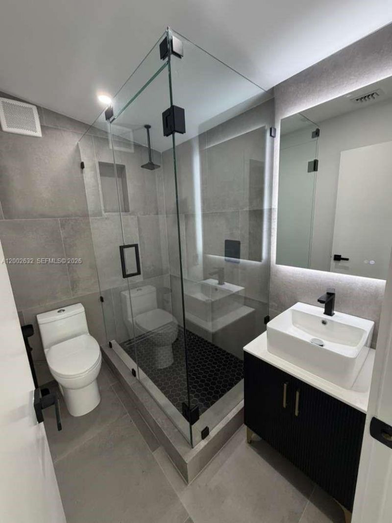 14240 S Biscayne River Rd, Unit 2, Miami, FL 33161 Photo