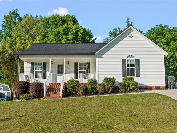138 Cartridge Court, Thomasville, NC 27360