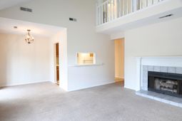 403 Sunnyside Way photo 4