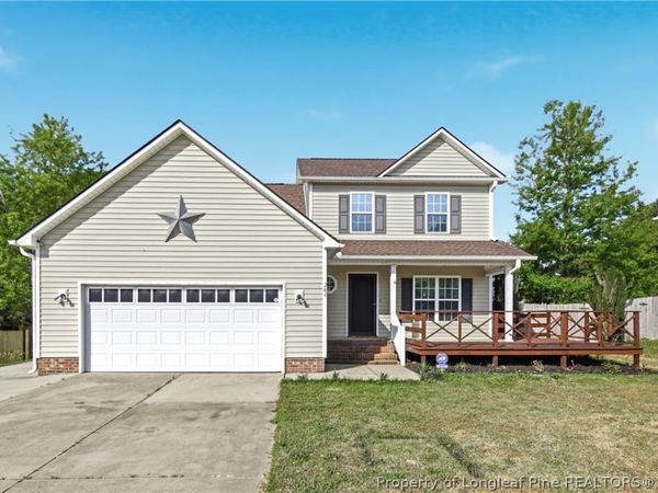 246 Fallingleaf Drive, Raeford, NC 28376