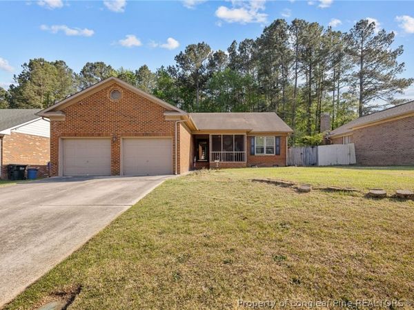 217 Fair Oaks Drive, Fayetteville, NC 28311