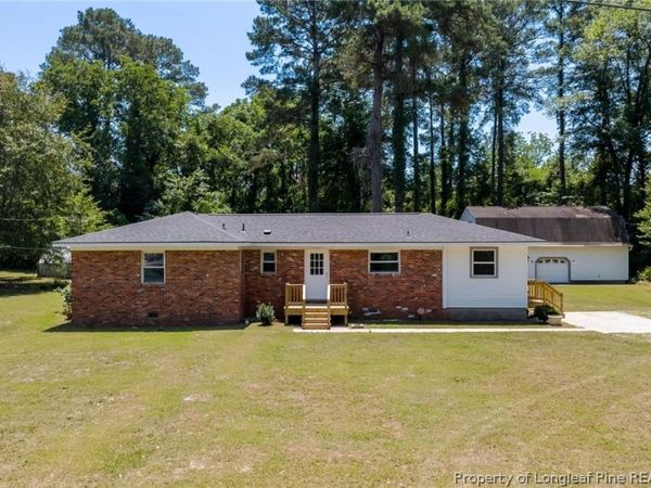 439 McNatt Street, Maxton, NC 28364