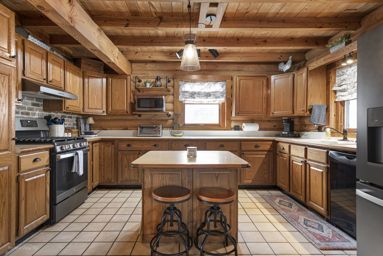 4615 E 2619th Road , Sandwich, IL 60548