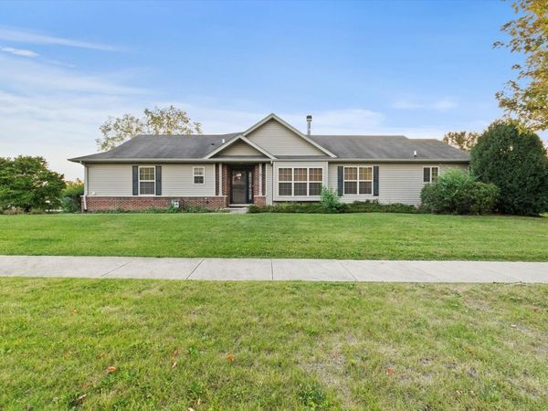 25426 Barrow Road , Manhattan, IL 60442