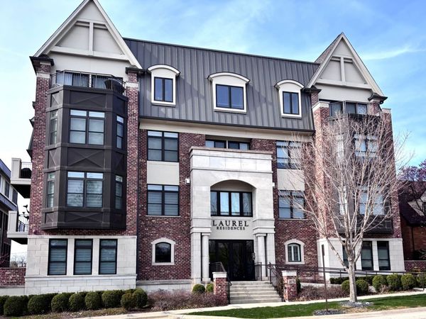 Unit 403, Highland Park, IL 60035