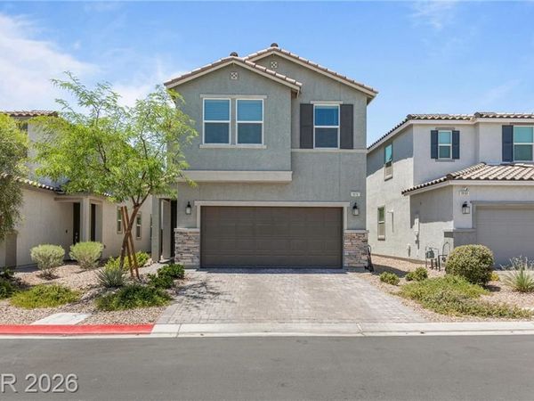 10167 Glowing Amber Street, Las Vegas, NV 89141