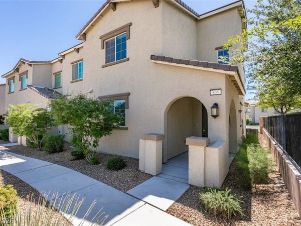 806 Star Estates Avenue, North Las Vegas, NV 89086