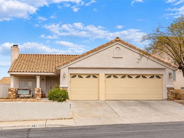 681 W Pacific Avenue, Henderson, NV 89002