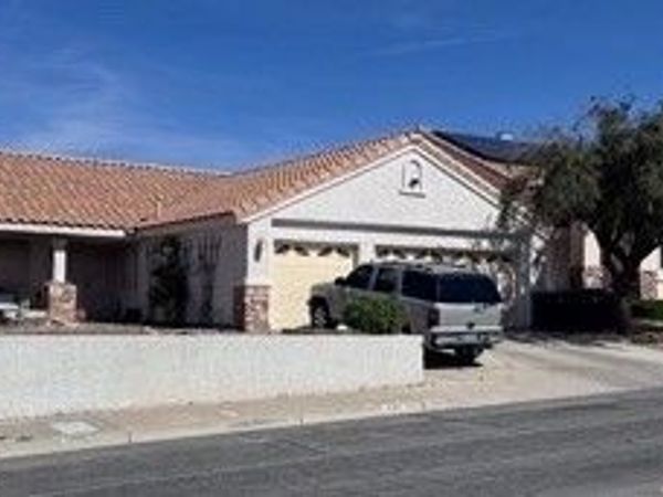 681 W Pacific Avenue, Henderson, NV 89002
