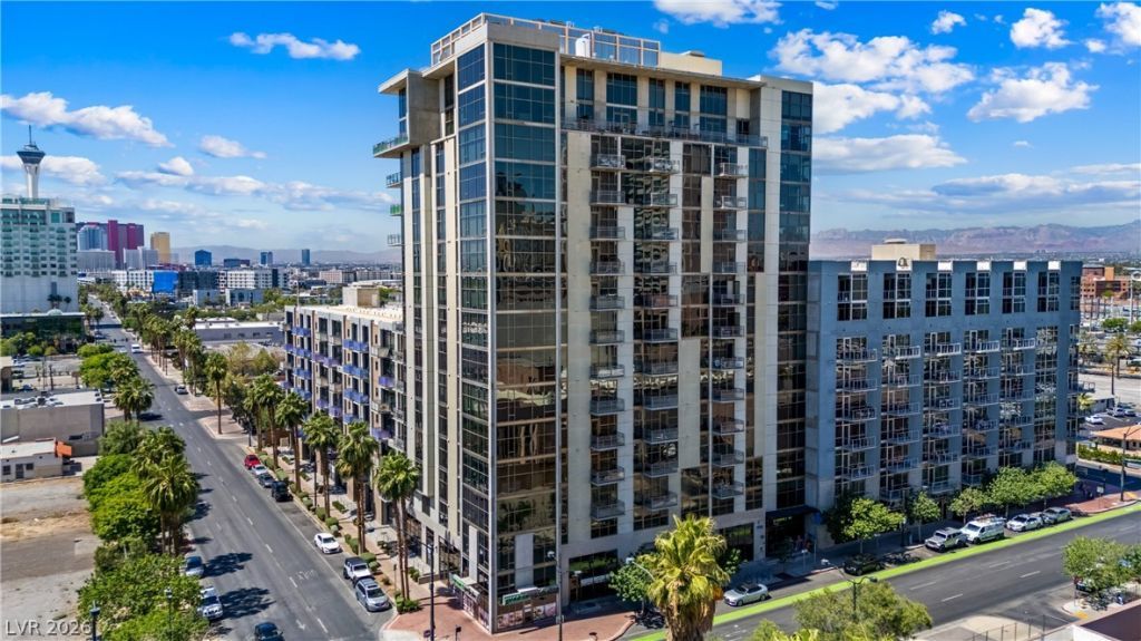 353 E Bonneville Avenue, Unit 919, Las Vegas, NV 89101 Main Photo