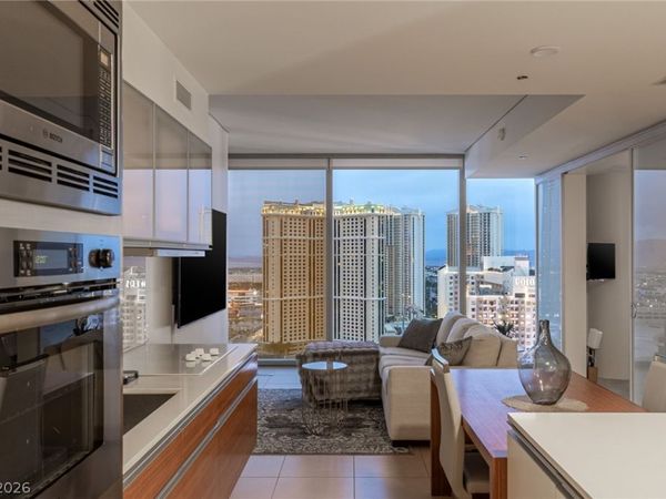 3722 Las Vegas Boulevard, Unit 1903, Las Vegas, NV 89158